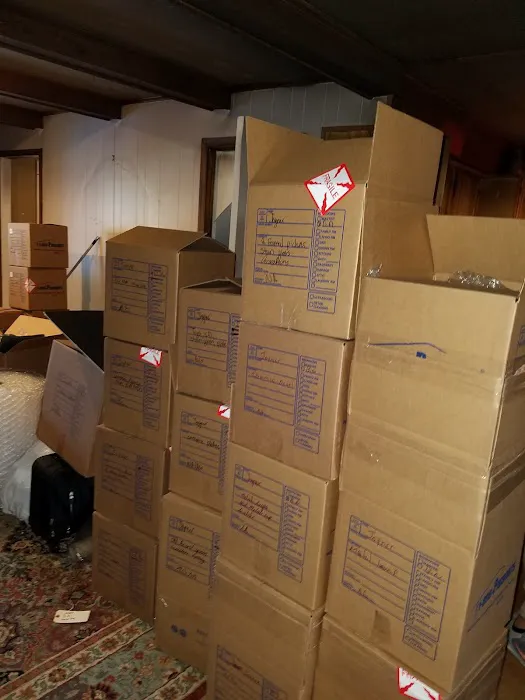 1-800-Packouts of Southeastern Virginia Picture 2