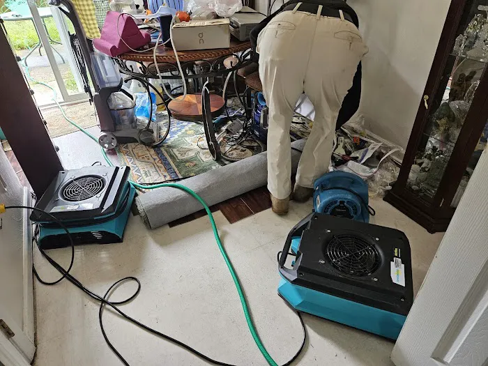 ServiceMaster Premier Restoration Services - Chesapeake Picture 9