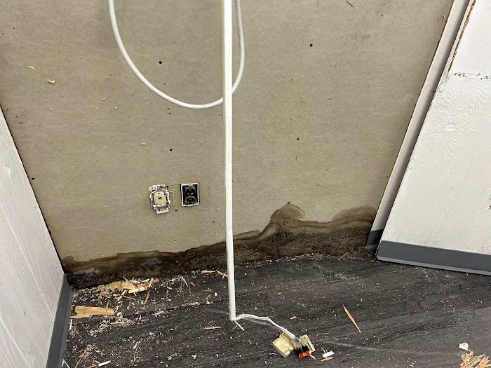 AMERICAN Cleaning/American Cleaning Specialists Picture 10