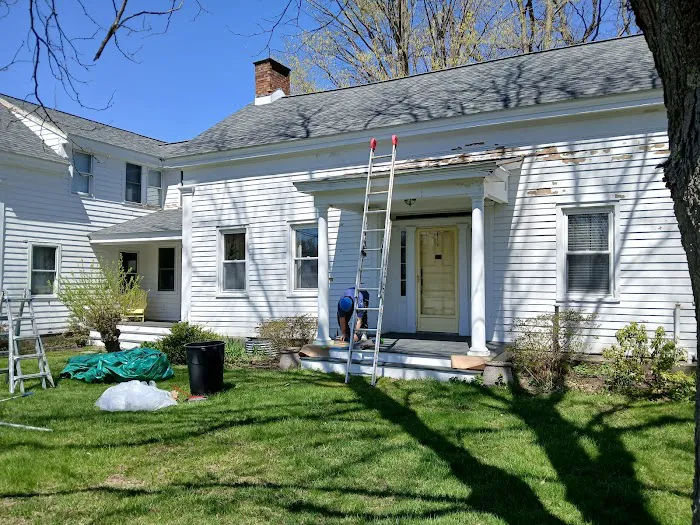 C.R. PRO PAINTING & PRESSURE WASHING Picture 8