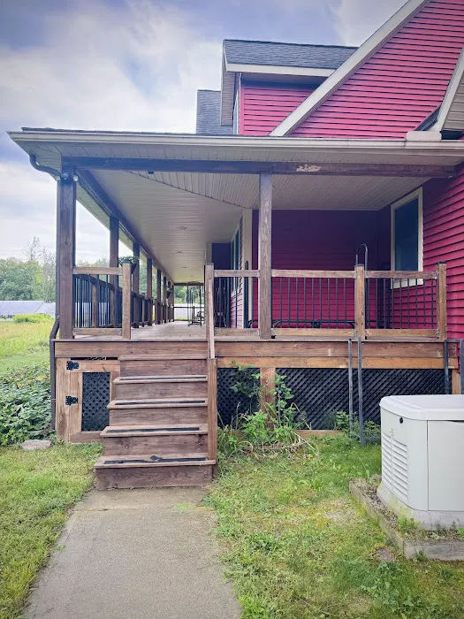 C.R. PRO PAINTING & PRESSURE WASHING Picture 9