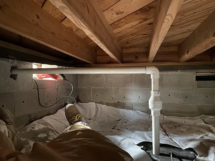 Crawlspace Medic Picture 1