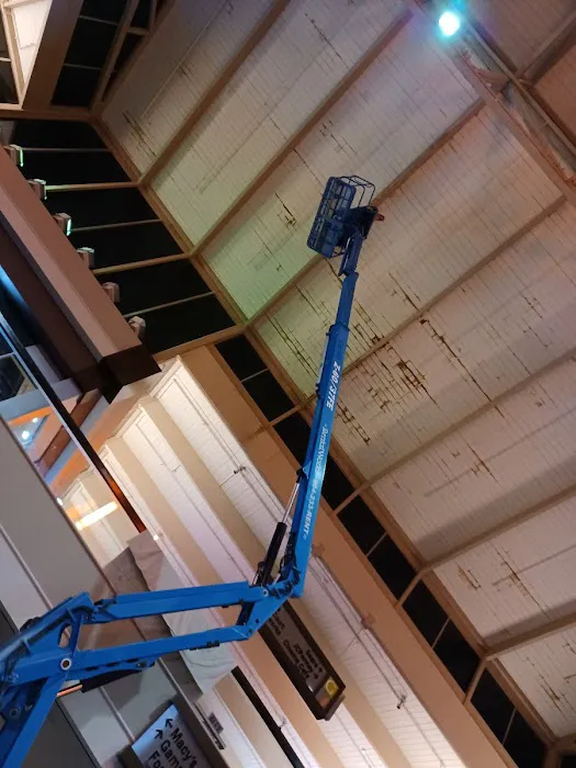 Target Group Picture 5