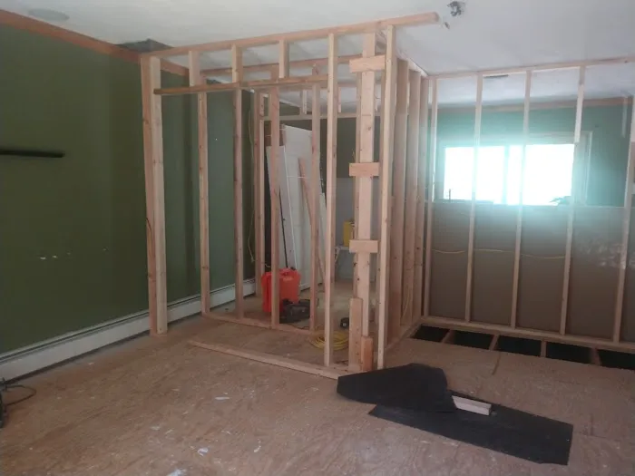 American Restoration & Rebuilders 24Hr Emergency Service Picture 1