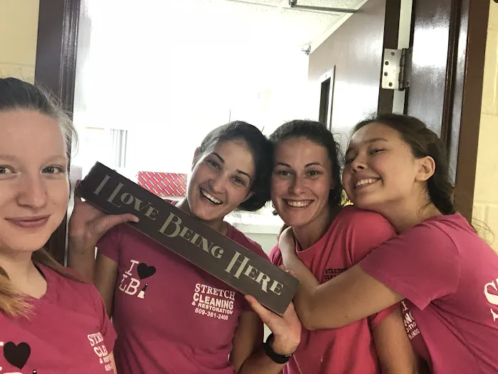 Stretch Cleaning & Restoration Picture 1