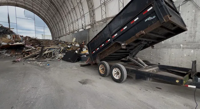 I Know a Guy Picture 7