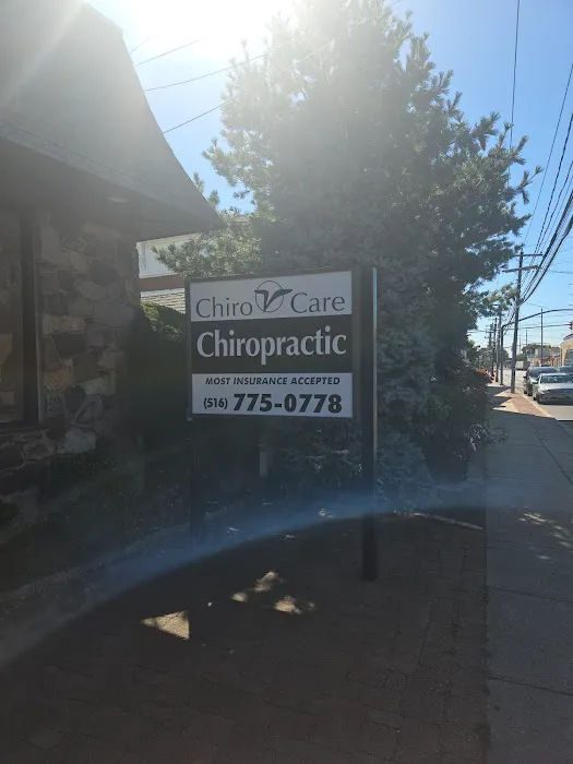 Mark Water Damage Restoration Picture 1