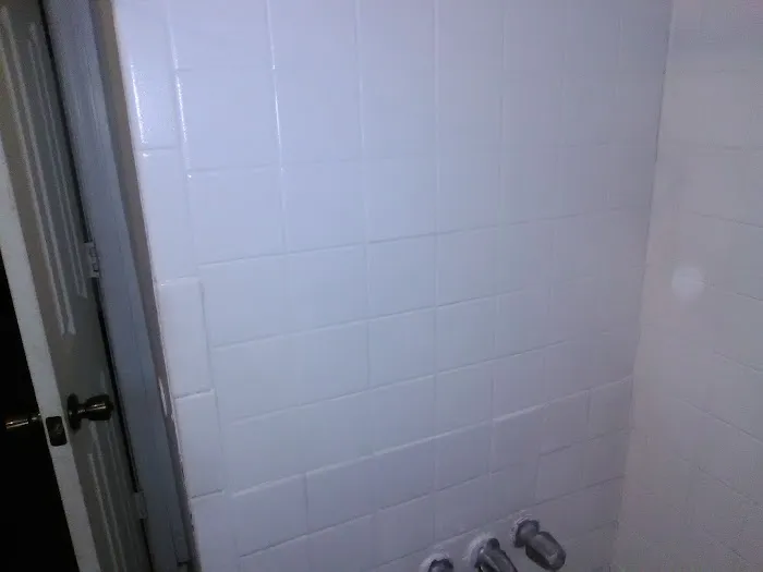 Aaron’s Building Maintenance Home repair and Handyman services Picture 5