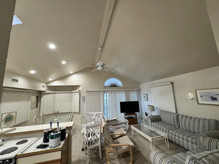 Melo Powerwashing & Painting Picture 1