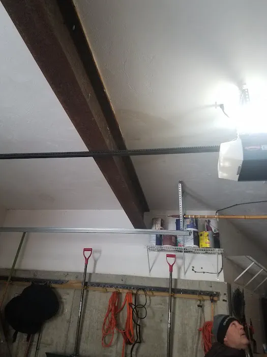 VT 24 Hr Emergency Services Picture 8