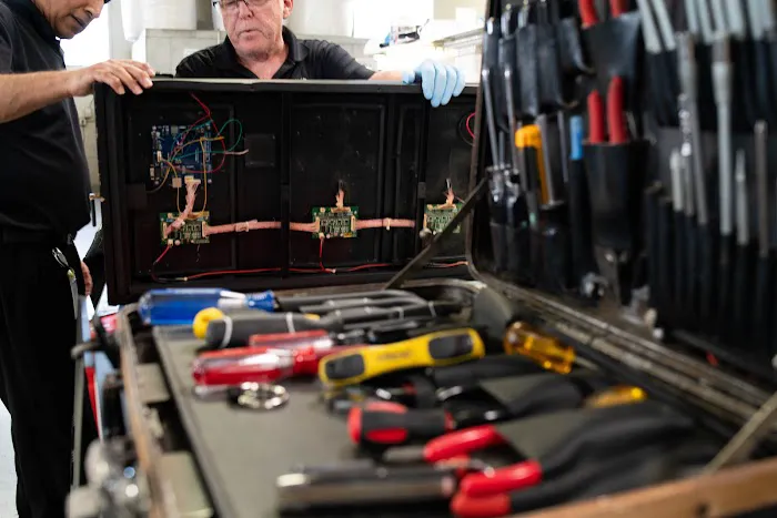 Prism Specialties Electronics of Brooklyn, Queens & Long Island Picture 10