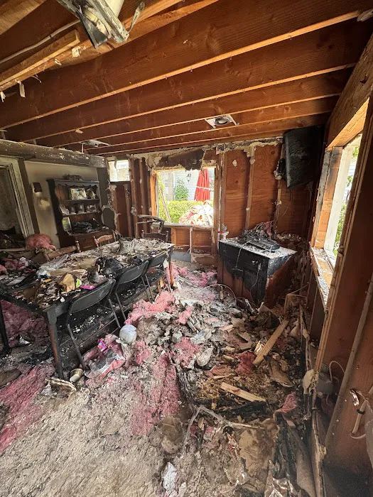 Island Emergency Disaster Restoration inc Picture 5