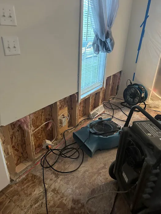 Repair East Hampton Picture 1