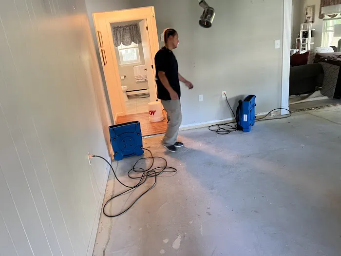 Mid Suffolk Flood & Restoration Picture 3