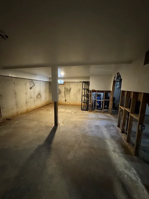 Crowe's Restoration Picture 6