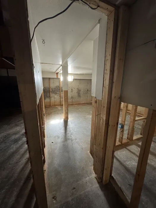 Crowe's Restoration Picture 5