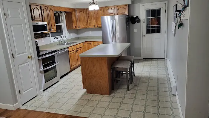 Moura Quality painting & Contracting Picture 1