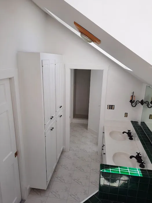 Politis Painting Picture 2