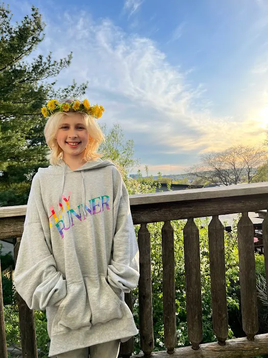 Hay Runner Picture 4