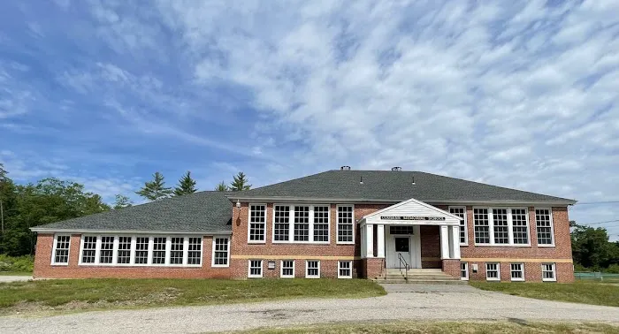 Hay Runner Picture 1