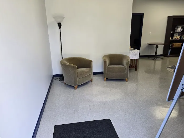 1-800-Packouts of Southeast Massachusetts Picture 2