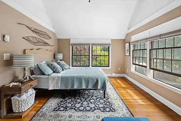 Hickory Harbor Homes Picture 2