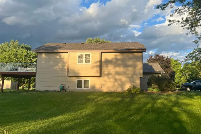 First Response Restoration Wisconsin | Water | Roofing | Mold | Siding | Gutters Picture 2