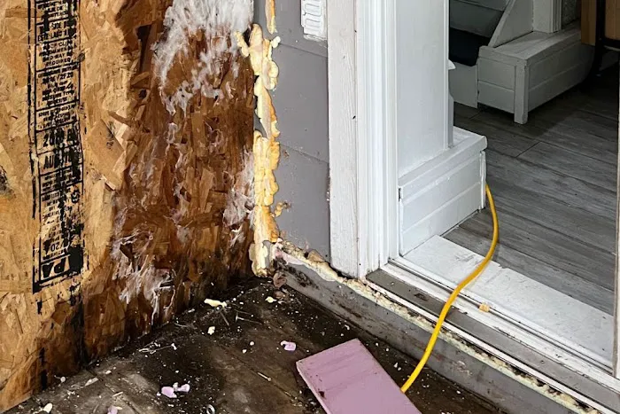 First Response Restoration Wisconsin | Water | Roofing | Mold | Siding | Gutters Picture 8