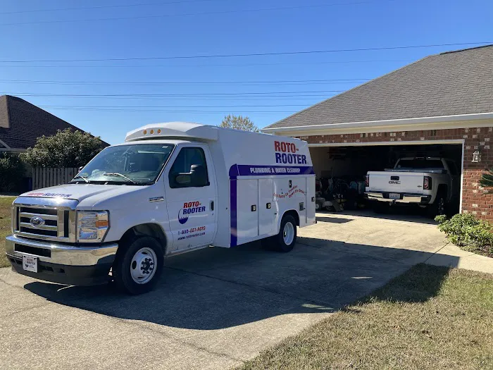 Roto-Rooter Plumbing & Water Clean-up Picture 1