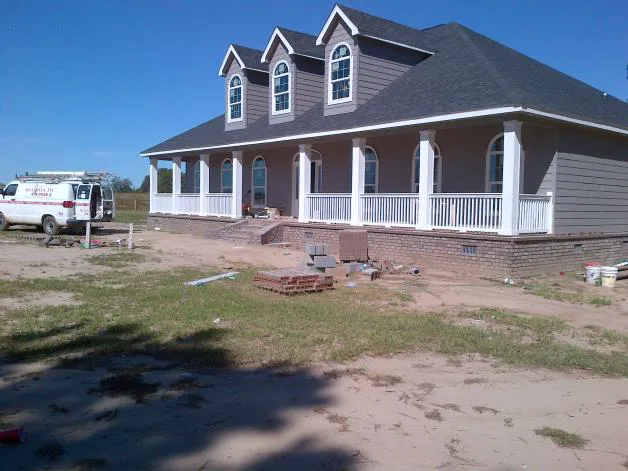 RD LOWES, INC. Picture 9