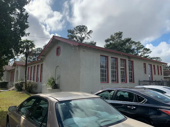 RD LOWES, INC. Picture 7