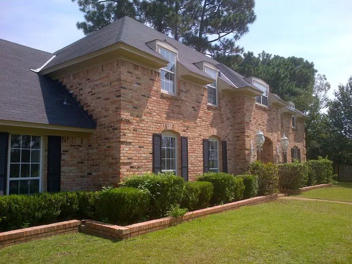 RD LOWES, INC. Picture 8