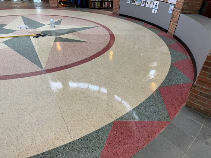 Floor Medic Picture 2