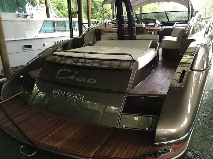 The Crew Detail, LLC - BOAT DETAILING SPECIALIST Picture 1