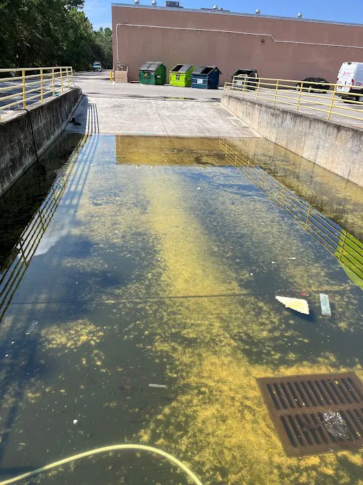 Rainbow Restoration of Deerwood, FL Picture 4