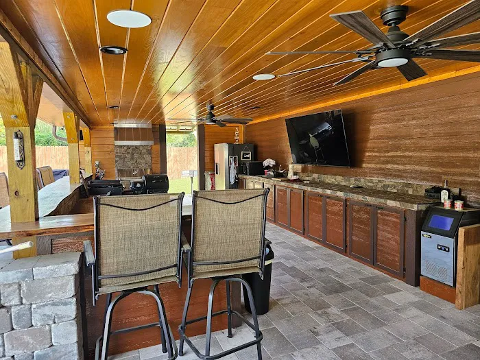 Q & D Painting Inc Picture 4