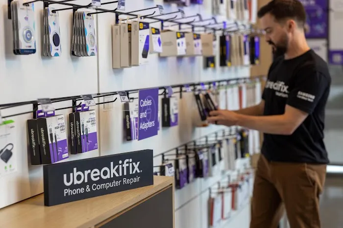 uBreakiFix - Phone and Computer Repair Picture 3