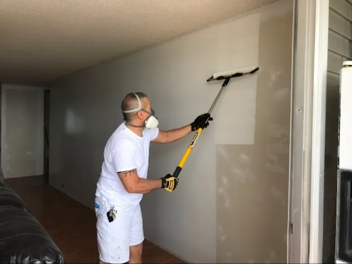 HONOLULU DRYWALL REPAIR Picture 3