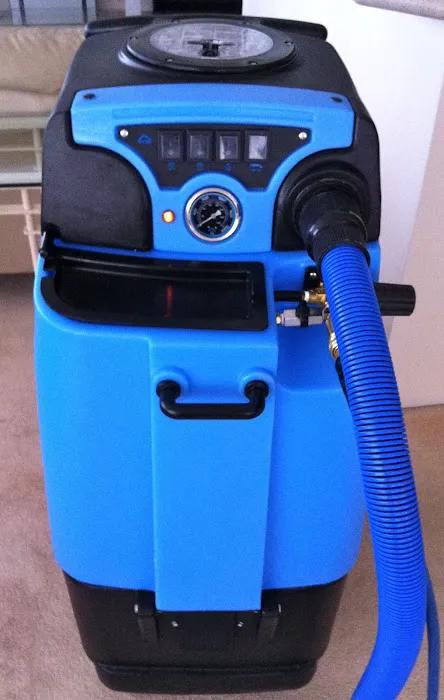 Kiwi Carpet Cleaning Picture 1