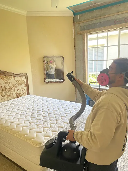 iMold Cleaning and Restoration - Water Damage and Mold Removal Specialists Picture 3