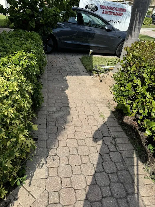 Twin Eagles Plumbing & Water Cleanup Picture 3