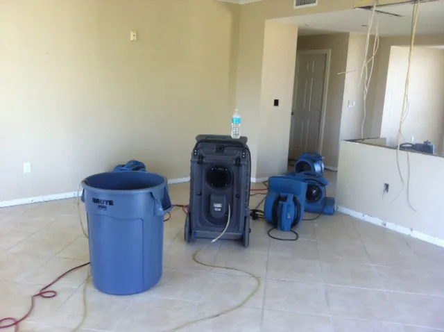 Mold Be Gone Restoration Picture 2