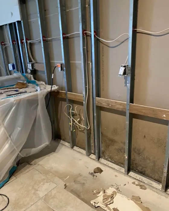 Above Water Cleaning Picture 6