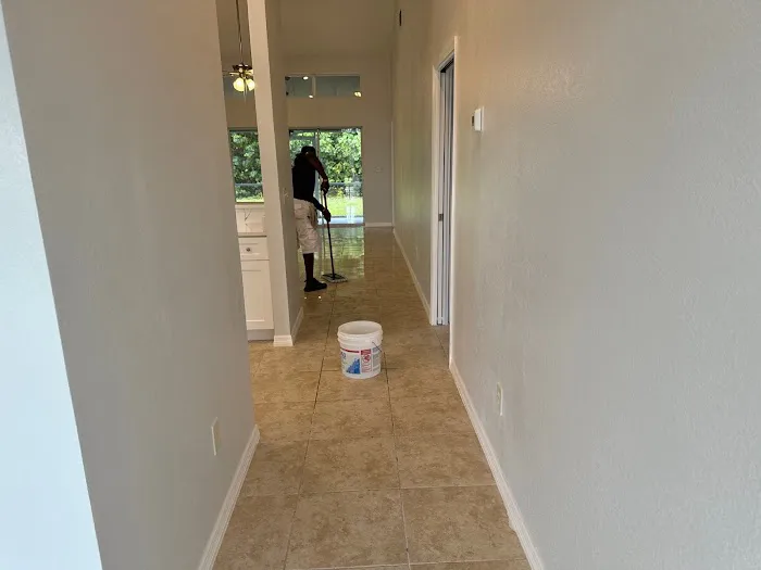 Water Damage Cleanup Team Picture 7