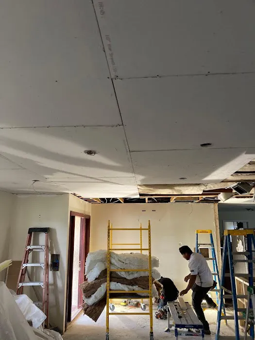 Water Damage Cleanup Team Picture 6