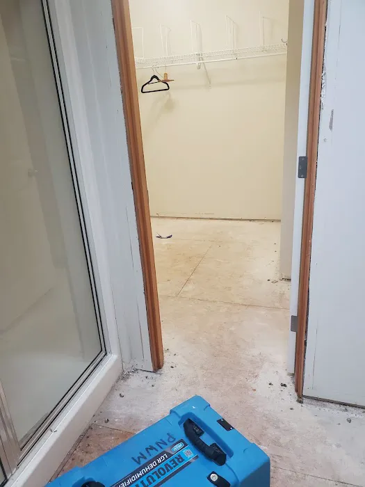 Pacific Northwest Restoration LLC Picture 5