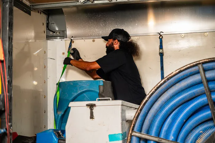 AWR Restoration & Cleaning Picture 4