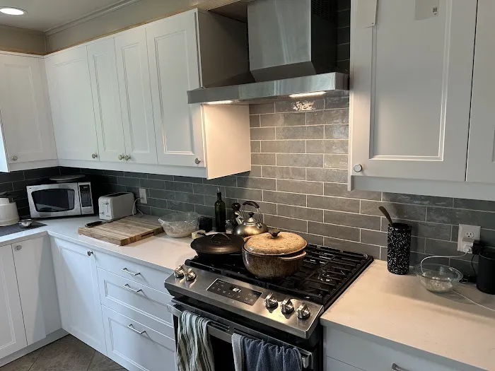 Turning On Restoration & Remodeling Picture 5