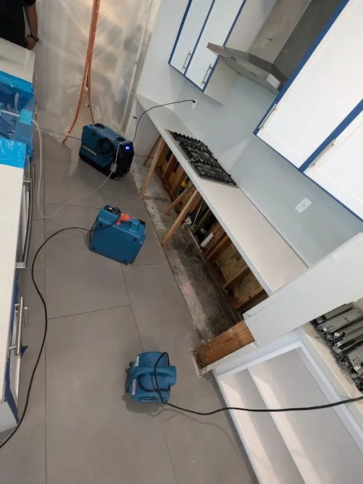 Crane Water Damage Restoration Experts Picture 1