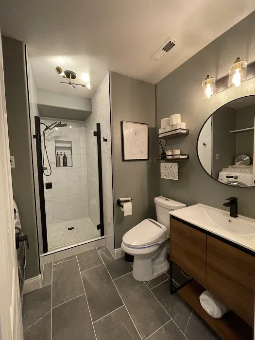 Signature LLC Picture 8